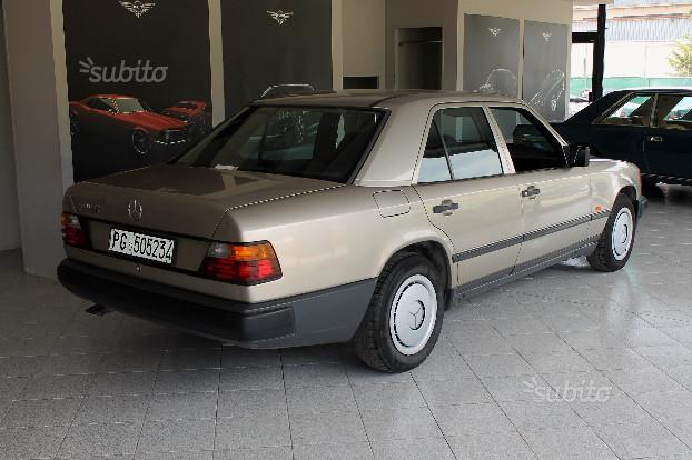 Mercedes W124 300 e