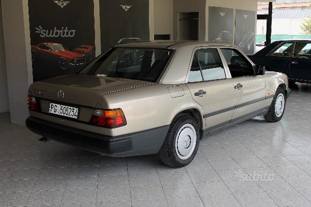 Mercedes W124 300 e 