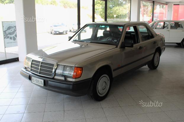 Mercedes W124 300e opinioni